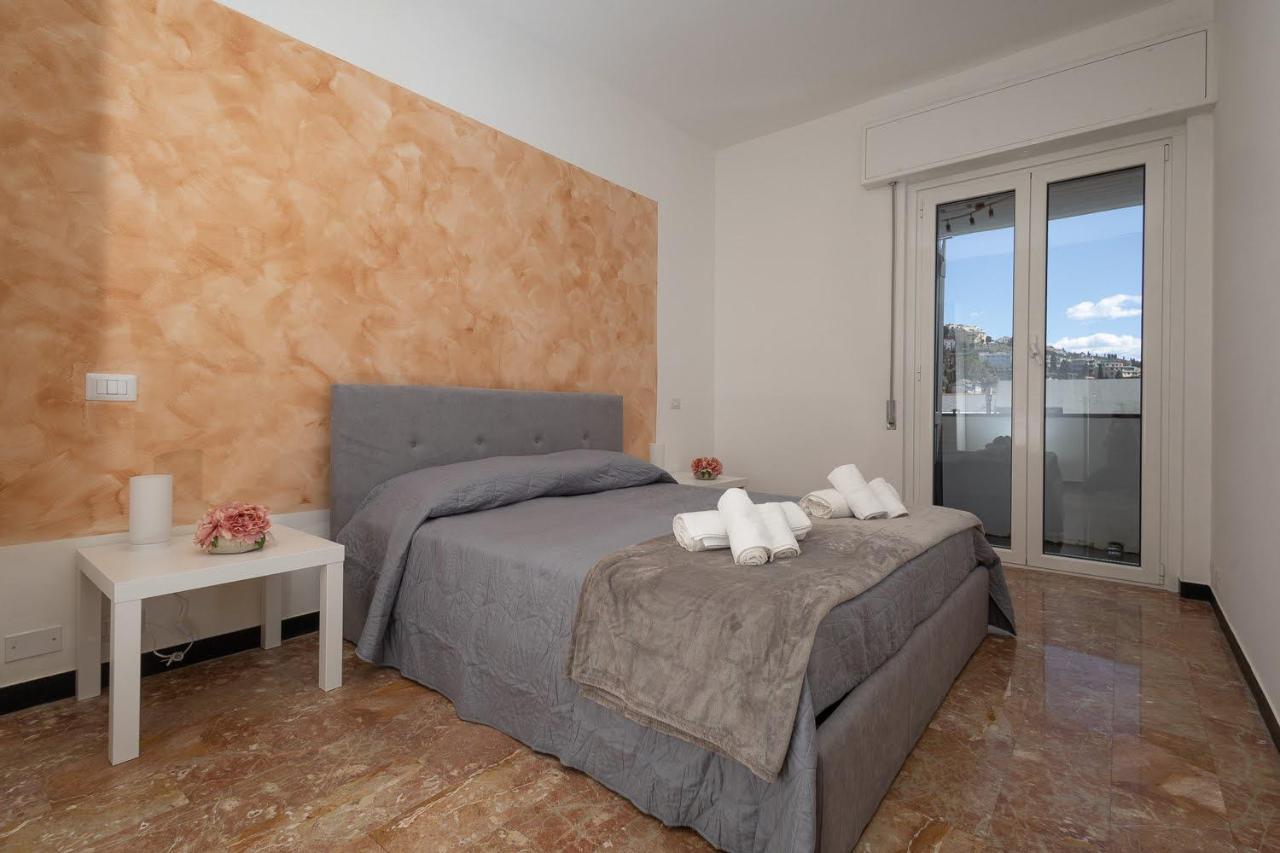 Casa Daniela - Terrazza Vista Mare Super Centrale Rapallo Bagian luar foto